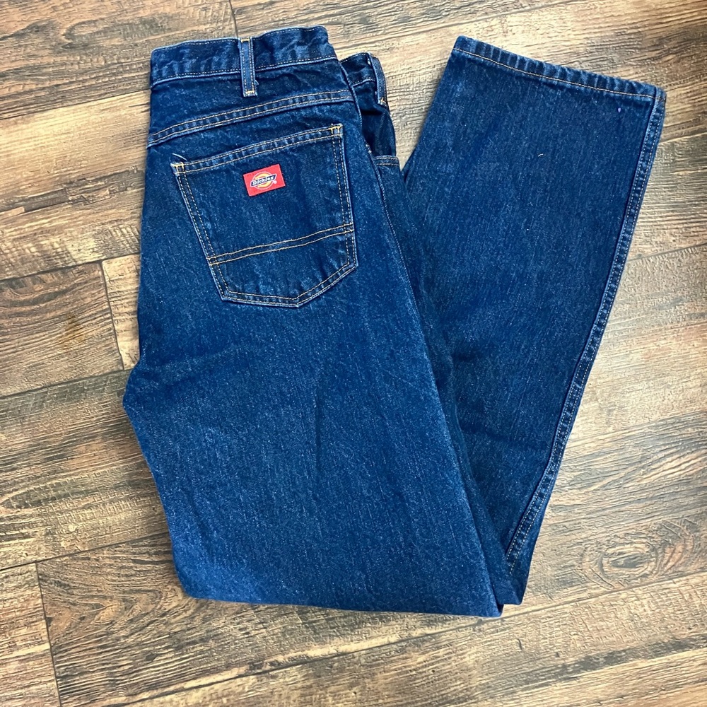 Like new Men’s Dickies jeans size 34x34.